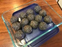 Mesin Pembulatan Bola Kurma Kelapa